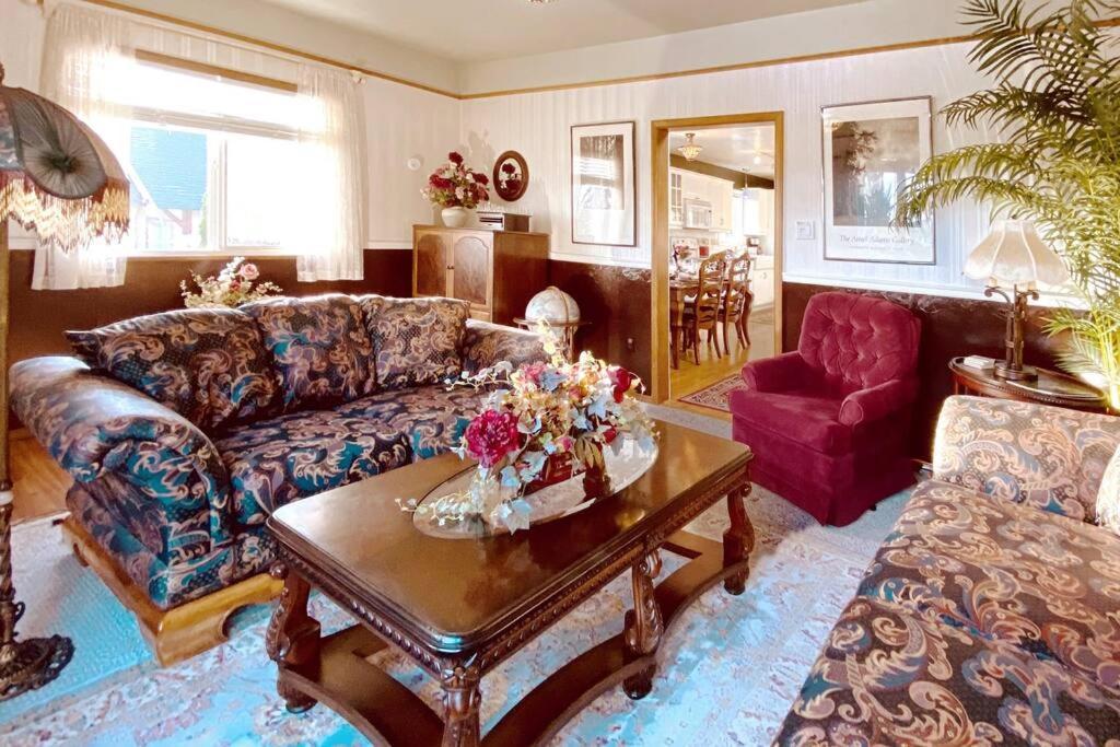 The Victorian Spa Retreat Port Angeles Bagian luar foto