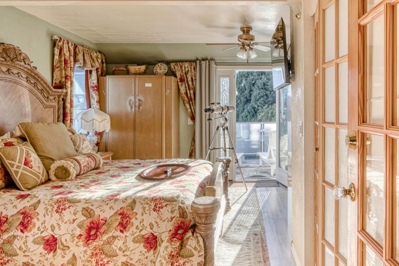 The Victorian Spa Retreat Port Angeles Bagian luar foto