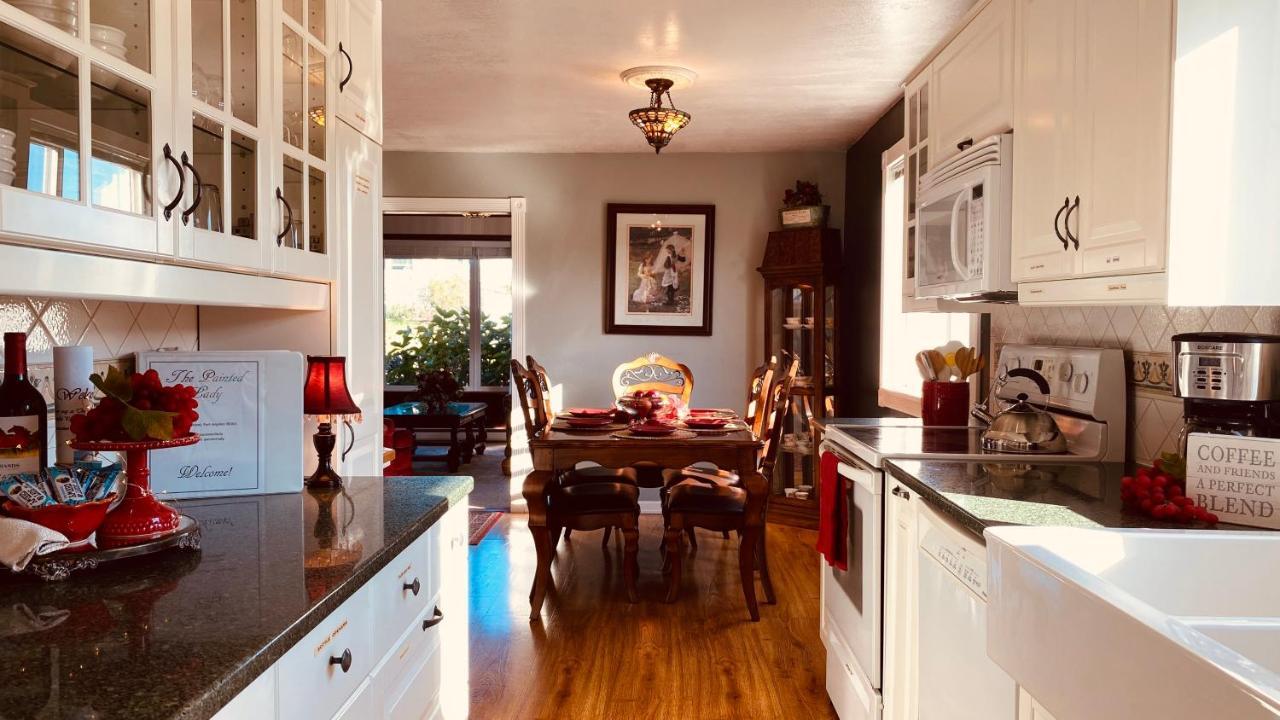 The Victorian Spa Retreat Port Angeles Bagian luar foto