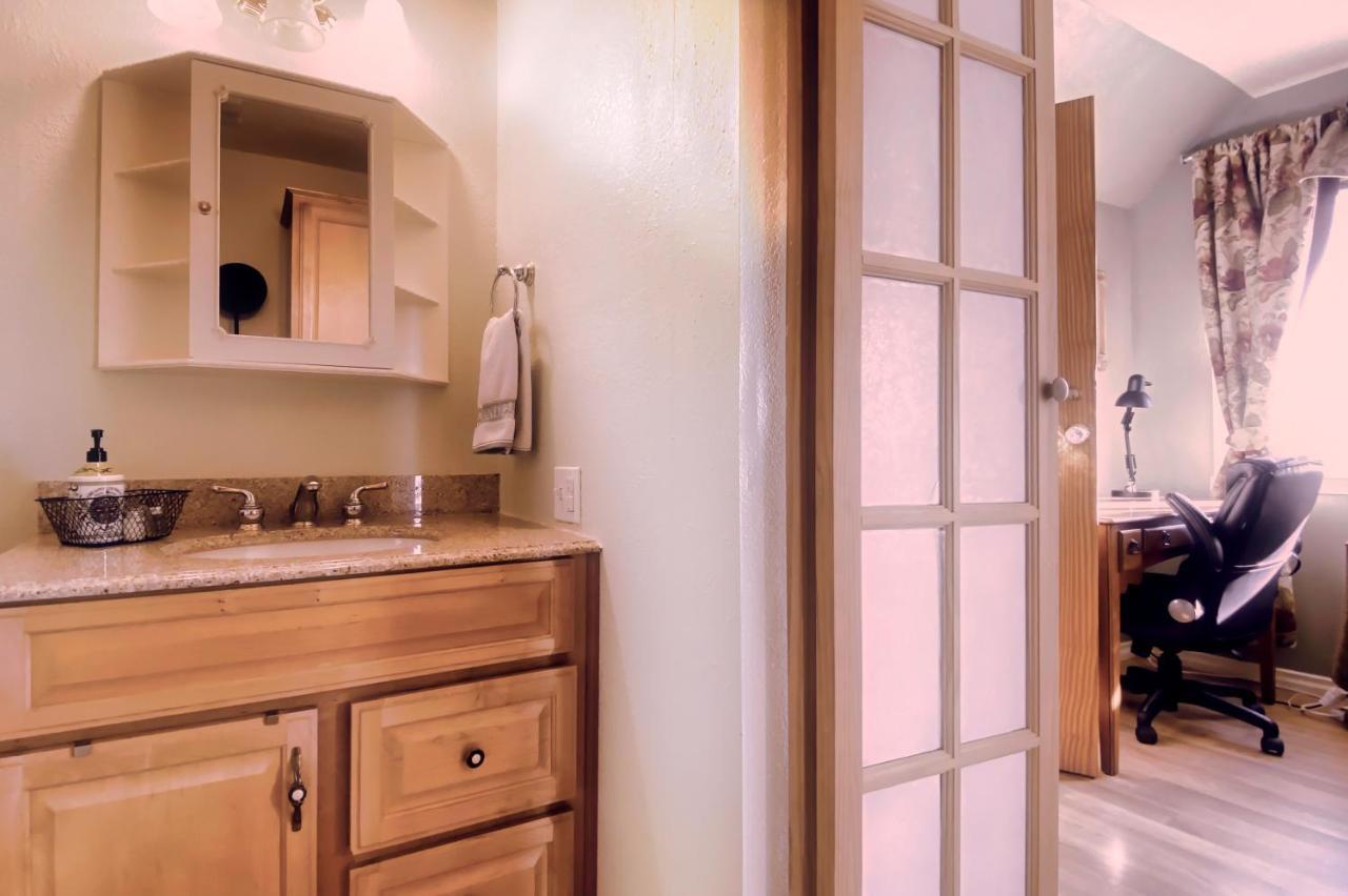 The Victorian Spa Retreat Port Angeles Bagian luar foto